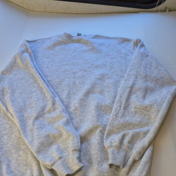 Gildan Sweat Shirt Cotton Blend Gray Size Med, Small Town Big Spirit. - Picture 9 of 9